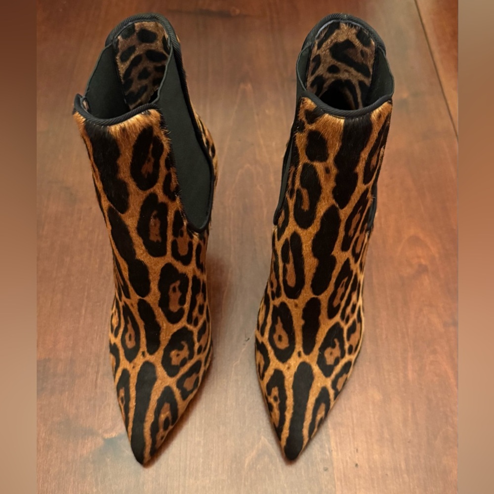 DOLCE&GABBANA
Leopard-print calf hair ankle boots